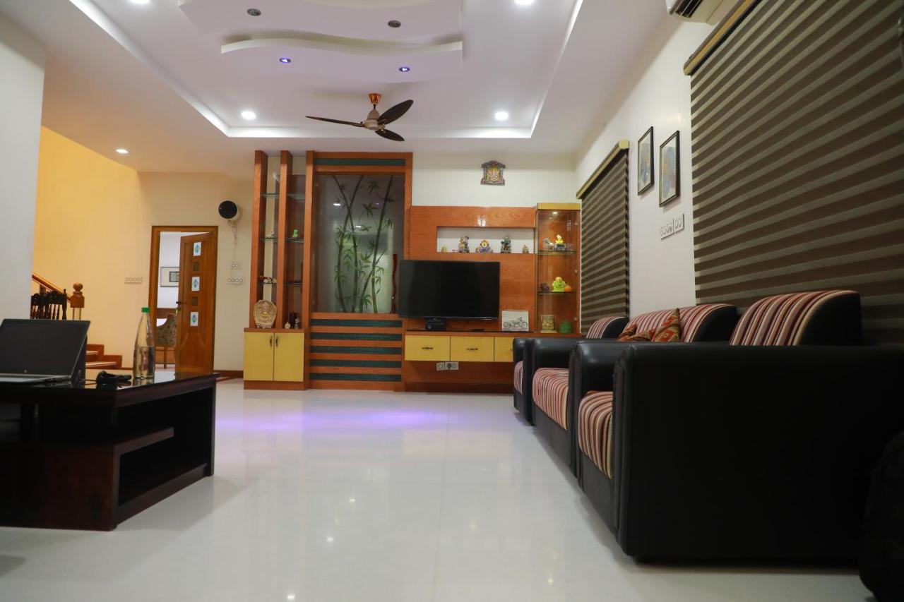 Hill View Paradise - 2Bhk'S & Rooms - A Golden Group Of Premium Home Stays - Tirupati Exteriér fotografie