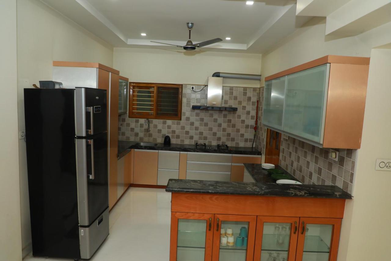 Hill View Paradise - 2Bhk'S & Rooms - A Golden Group Of Premium Home Stays - Tirupati Exteriér fotografie