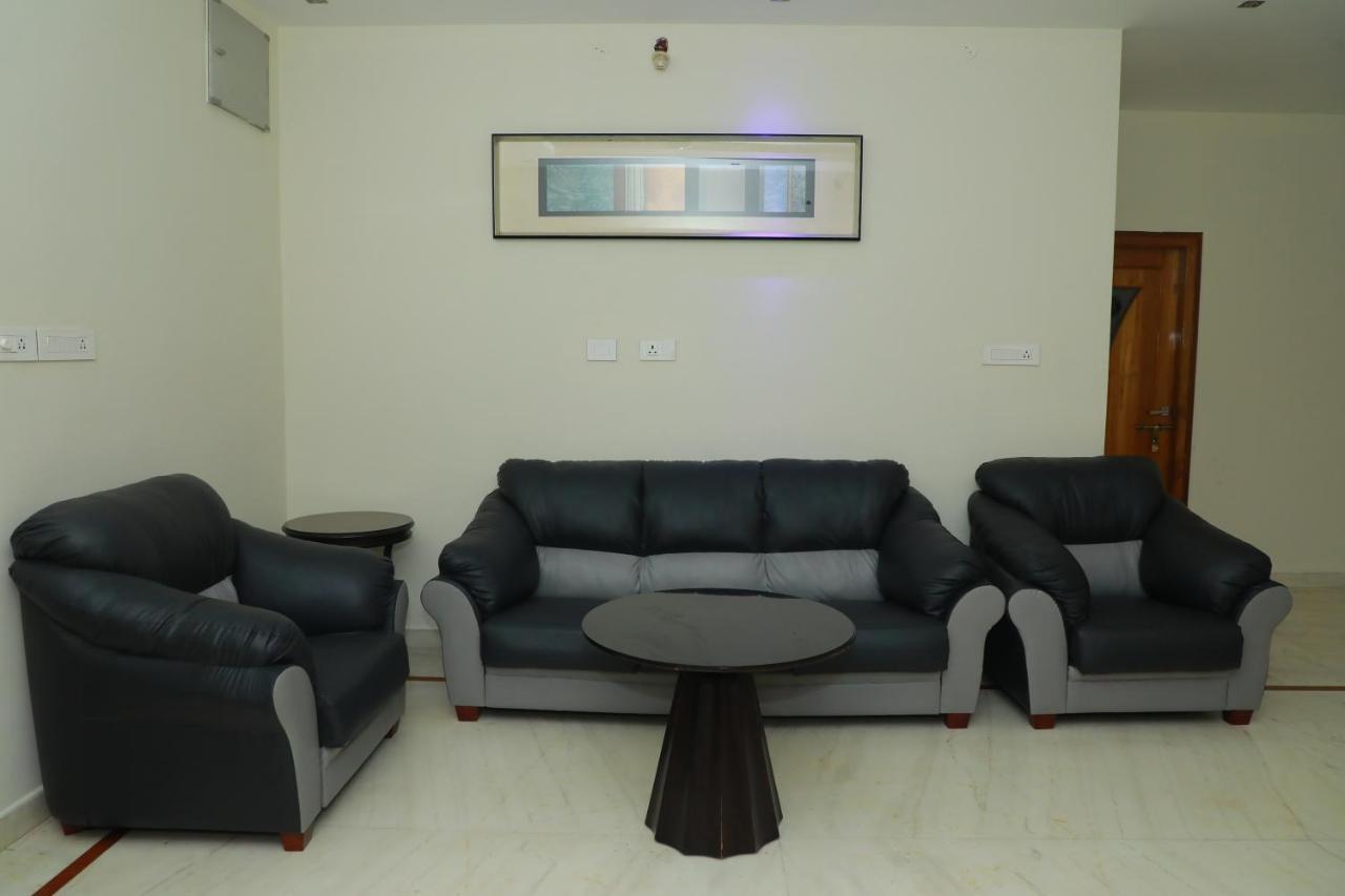 Hill View Paradise - 2Bhk'S & Rooms - A Golden Group Of Premium Home Stays - Tirupati Exteriér fotografie